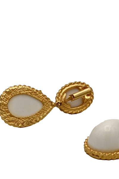 1970s White and Gold Tone Dangle Earrings