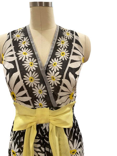 1970's Black, White, Yellow Daisy Dress