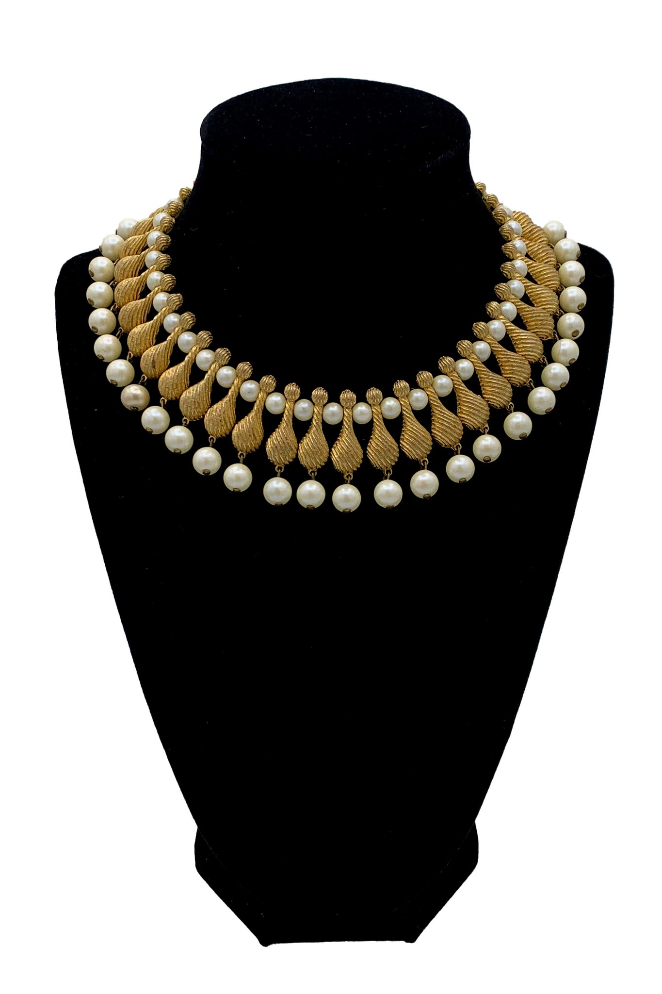 1960s Gold and Pearl Teardrop Choker