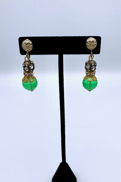 1960s Emerald Green and Gold Lariat and Earring Set