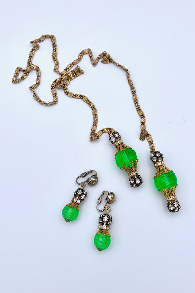 1960s Emerald Green and Gold Lariat and Earring Set